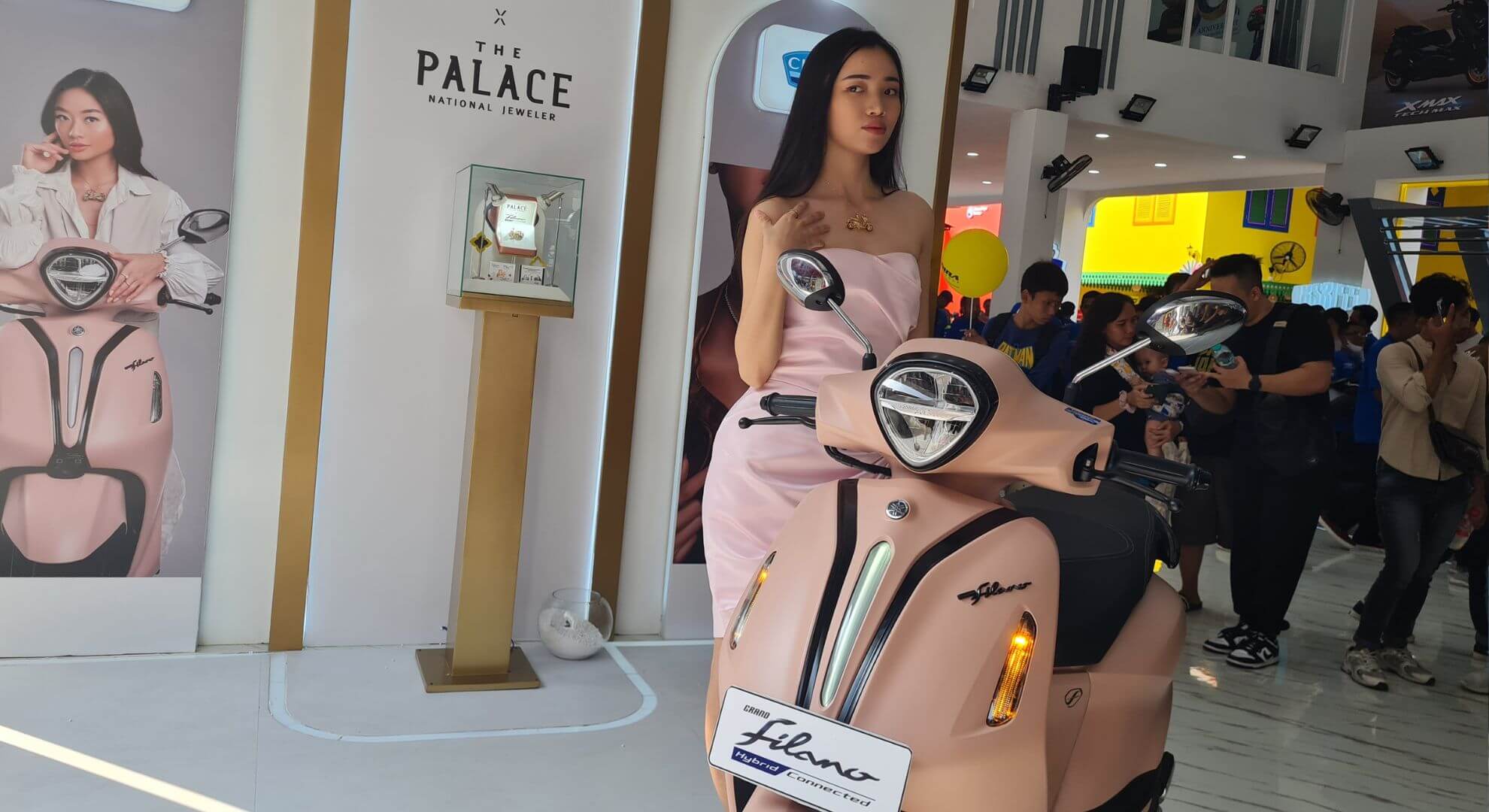 Pertama di Indonesia, Kolaborasi Yamaha Grand Filano dan The Palace Jeweler Hasilkan Pendant Eksklusif